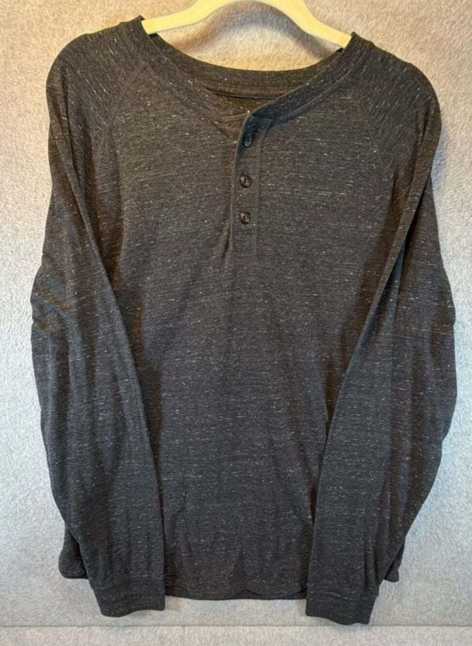 Goodfellow & Co Charcoal Grey Heathered Long Sleeve Henley Shirt